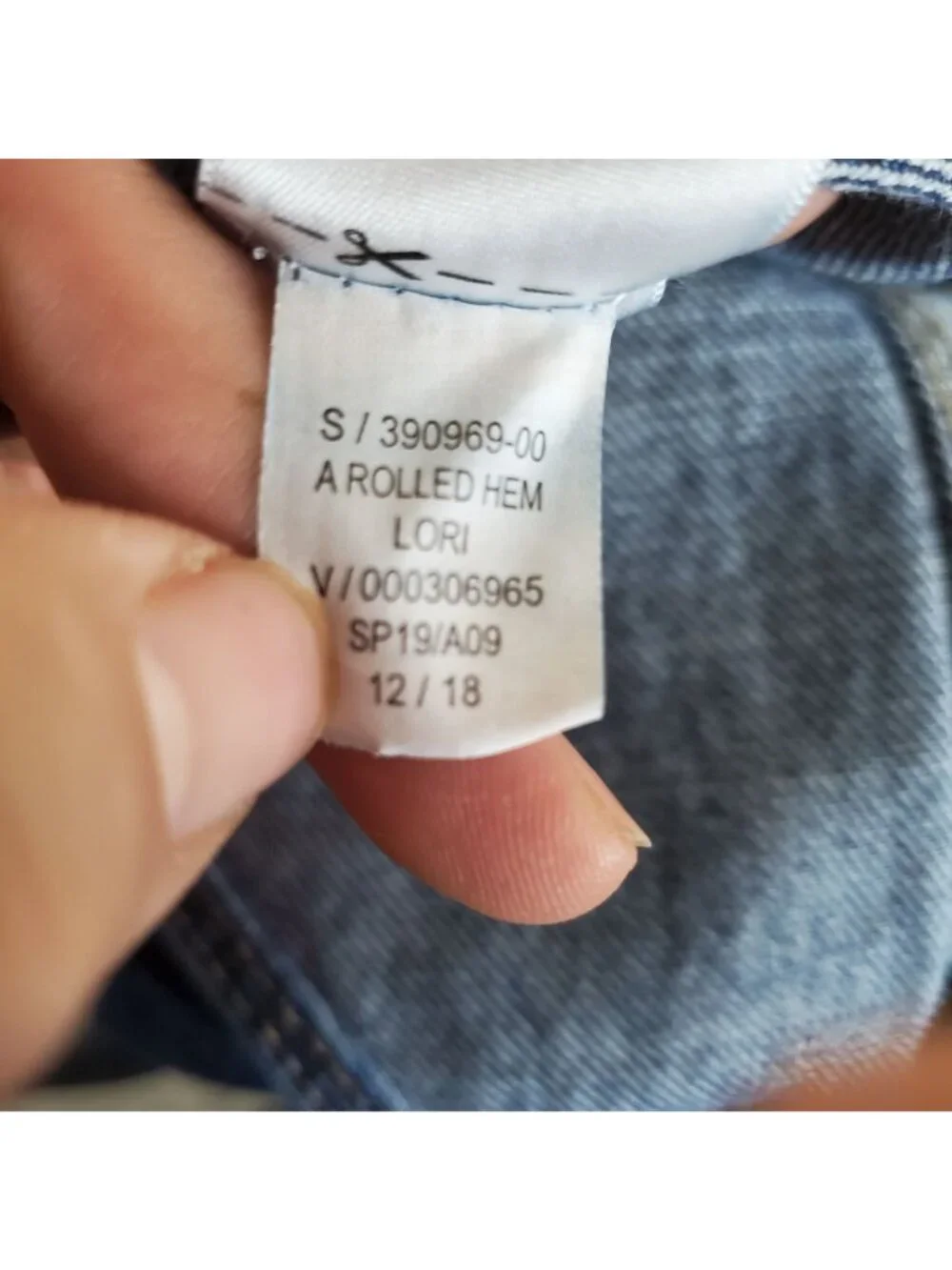 Old Navy Shorts Girls Large Blue Denim Adjustable Straps Rolled Hem